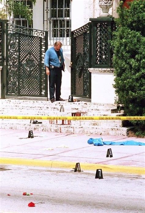 morte di gianni versace|Gianni Versace killed by.